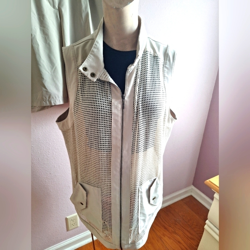 Chico’s Weekender Beige Mesh Vest